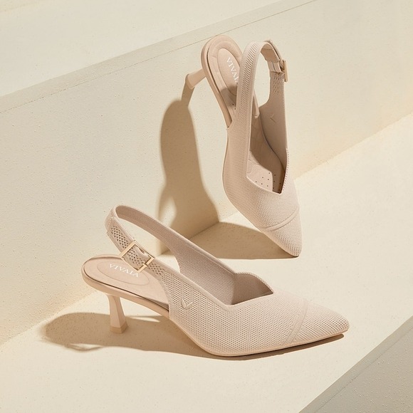 Vivaia Pointed-Toe Slingback Kitten Heels Knit Beige Pumps Size EU/40 US/9 - Picture 2 of 13